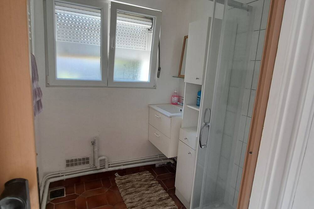 Apartamento entero, Quiet apartment with private garden and parking space in Lille, Lille region