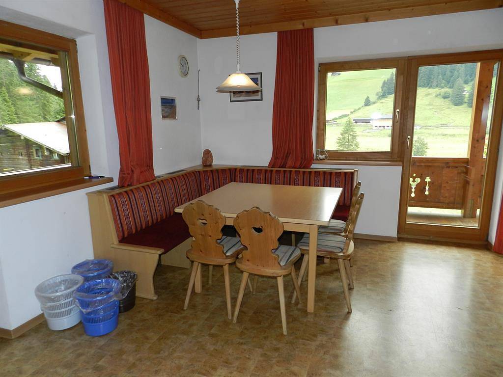Geheel vakantieappartement, Appartement, toilet en bad/douche gescheiden, 2 slaapkamers in Madseit, Hintertux