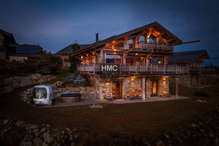 Chalet pour 12 personnes, avec balcon ainsi que sauna et jacuzzi à Bolquère - 2