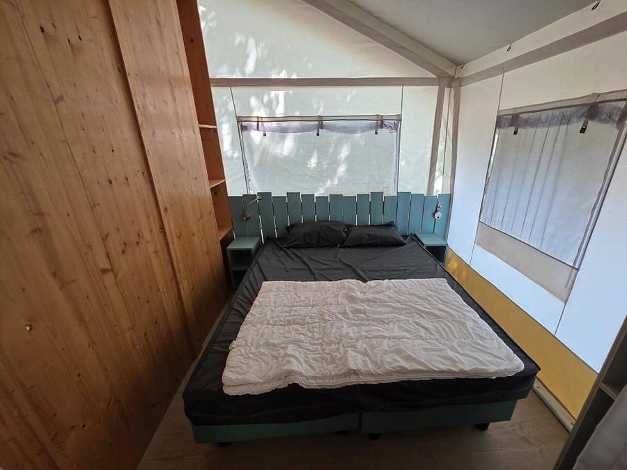 Camping La Côte Sauvage - Safarizelt 4 personen - Super Lodge Zelt | Comfort | 2 Schlafz. | 4 Pers. | Ohne Bad in Saint-Clément-des-Baleines, Ile de Re