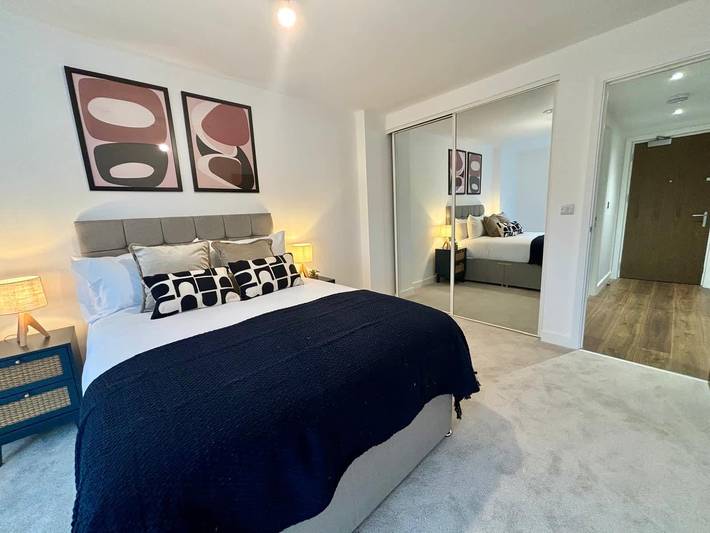Ganze Wohnung, Bracknell Apartment | Walk to Station | Sleeps 3 in Bracknell, Berkshire