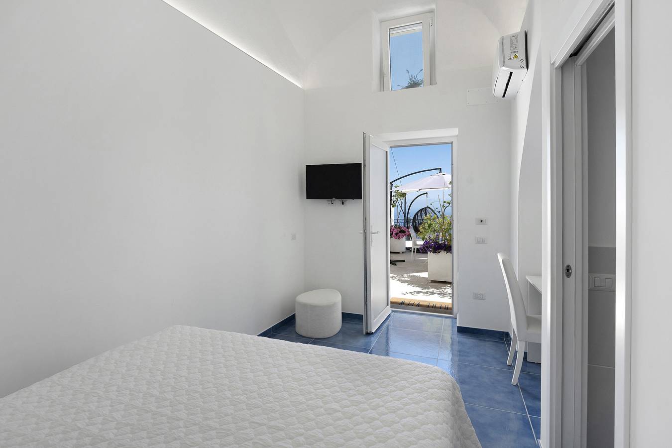 Camera 'Camera Positano Sea View' con Vista Mare, Wi-Fi e Aria Condizionata in San Michele Salerno, Costiera amalfitana