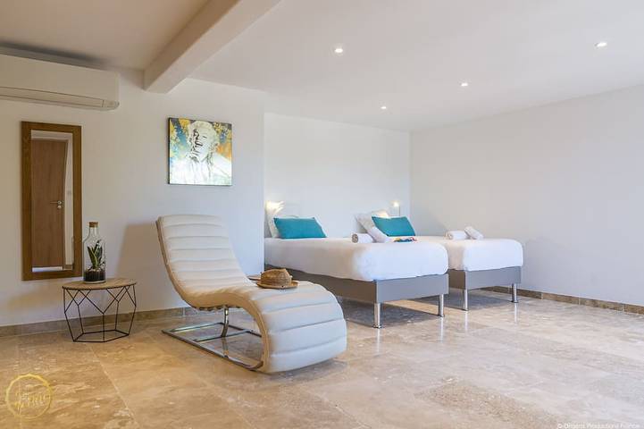 Appartement de vacances pour 8 personnes, avec piscine ainsi que terrasse et jardin - 1