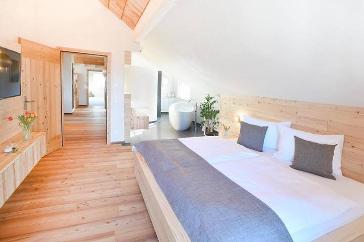 Ferienhaus für 2 Personen, mit Garten und Seeblick sowie Ausblick am Attersee - 4