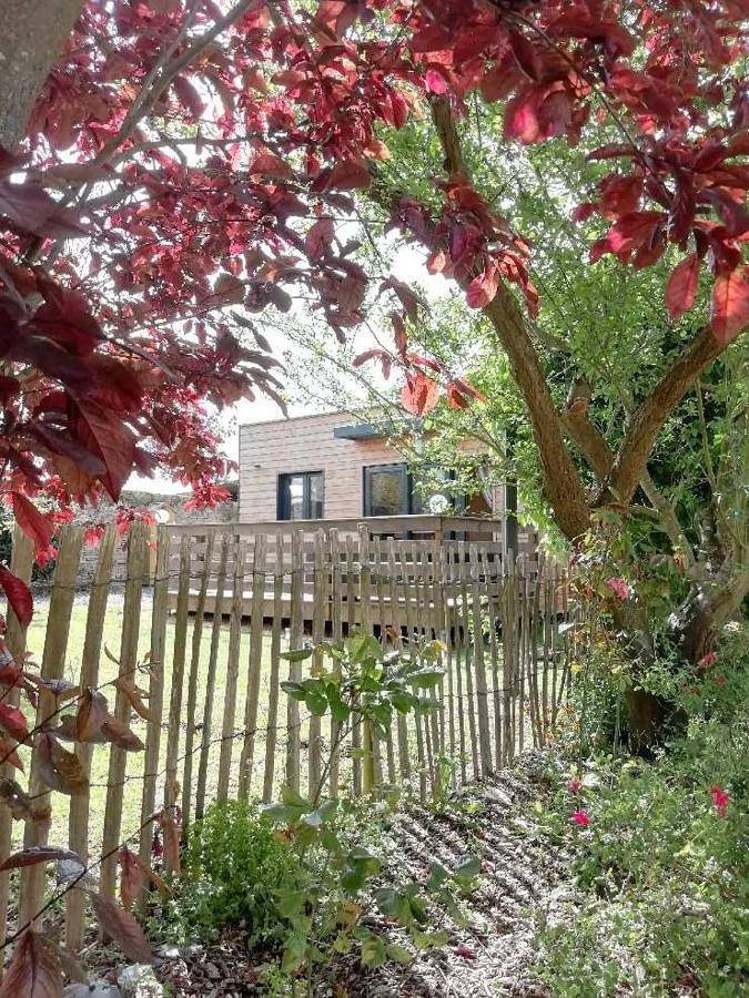 Location de vacances pour 3 personnes, avec vue et jardin à Ver-sur-Mer - 3