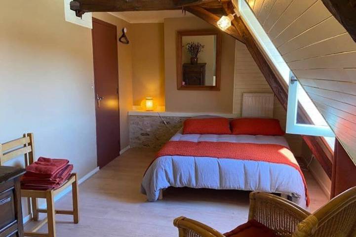 Location de vacances pour 5 personnes, animaux acceptés à Saint-Félix-de-Reillac-et-Mortemart - 2