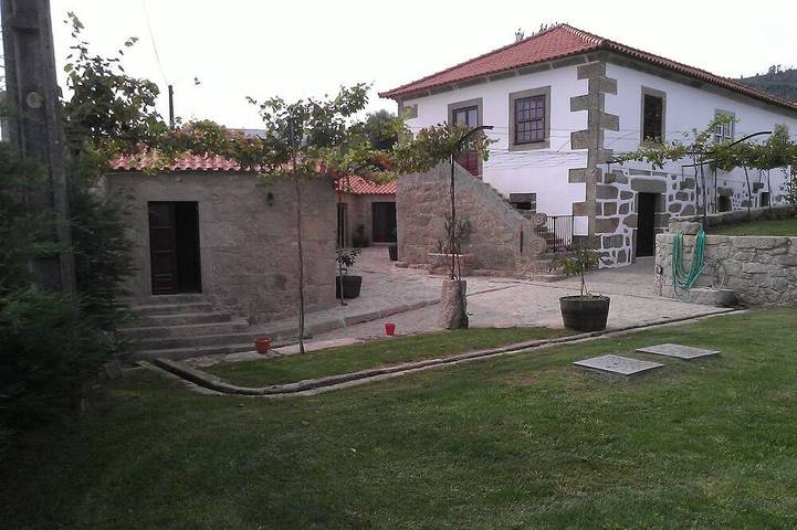 Gîte pour 4 personnes, avec jardin et balcon