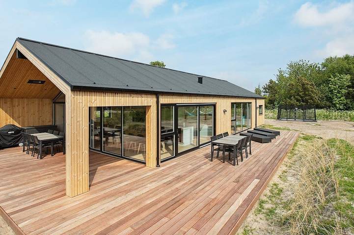 Ferienhaus für 10 Personen, mit Terrasse