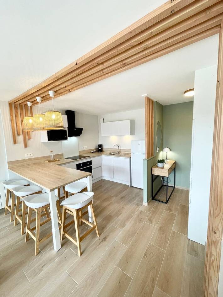 Appartement entier, T3 Neuf Archi Cocooning Terrasse Face à la mer in Plage de Port Fontaine-Lomener, Ploemeur