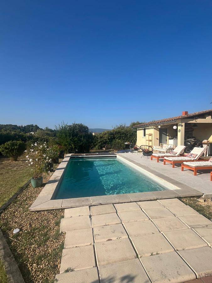 Chambre d’hôte pour 2 personnes, avec vue et piscine ainsi que terrasse et jardin à Gargas - 3