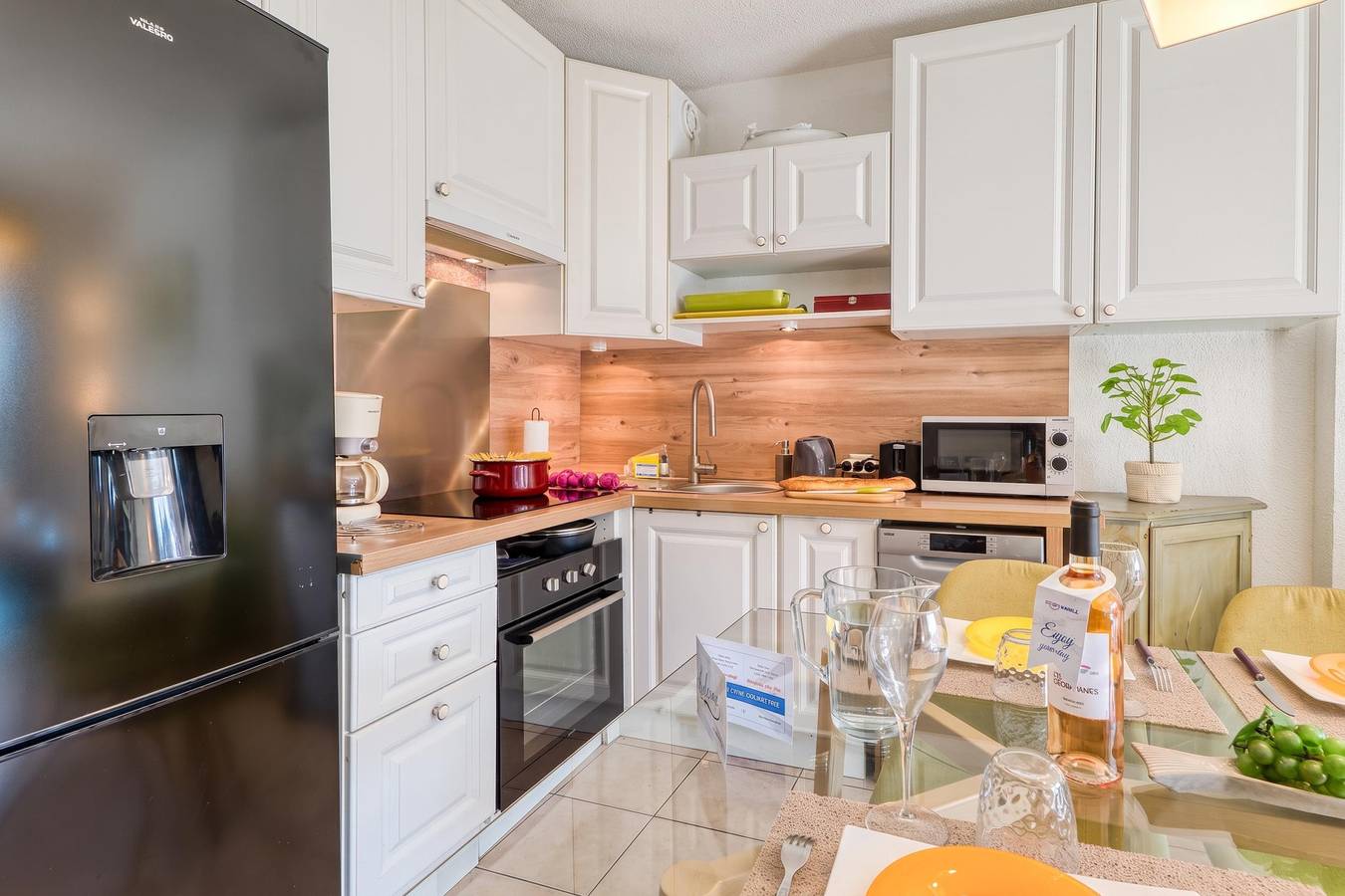 Appartement entier, Poseidon - 50m from the beach - Terrace in Saint-Raphaël, Massif de l'Esterel