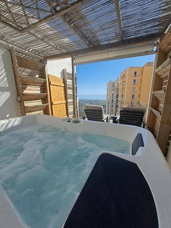 Gästehaus für 2 Personen, mit Terrasse und Ausblick, mit Haustier - 1