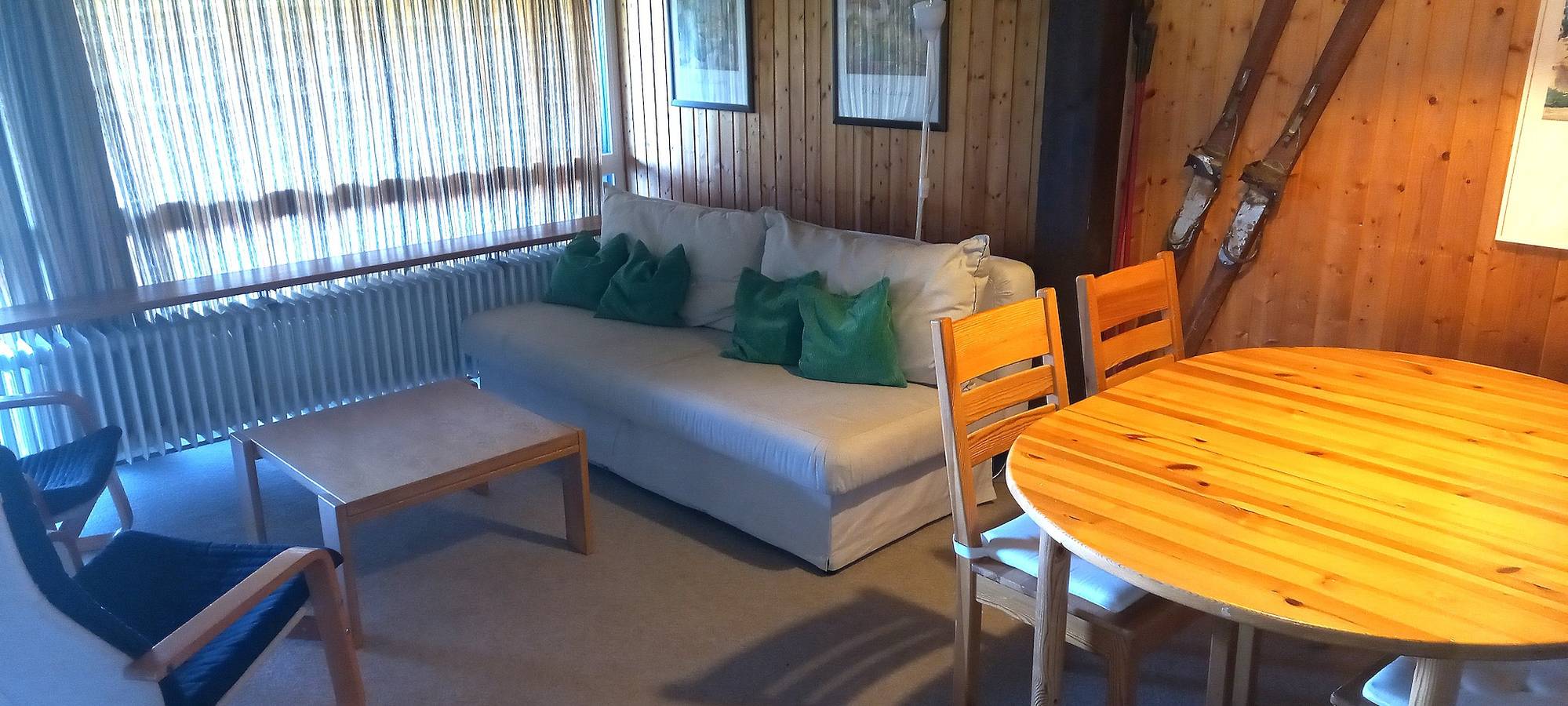 Ganze Ferienwohnung, Ferienpark Vorauf Ferienwohnung Löw 10 - Ferienwohnung Löw 10 42 qm mit Balkon in Siegsdorf, Bayerische Alpen