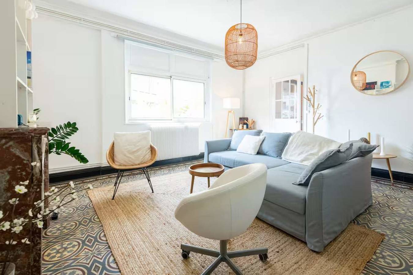 Apartamento entero, Bright apartment close to the city center in Nimes, Region de Nimes