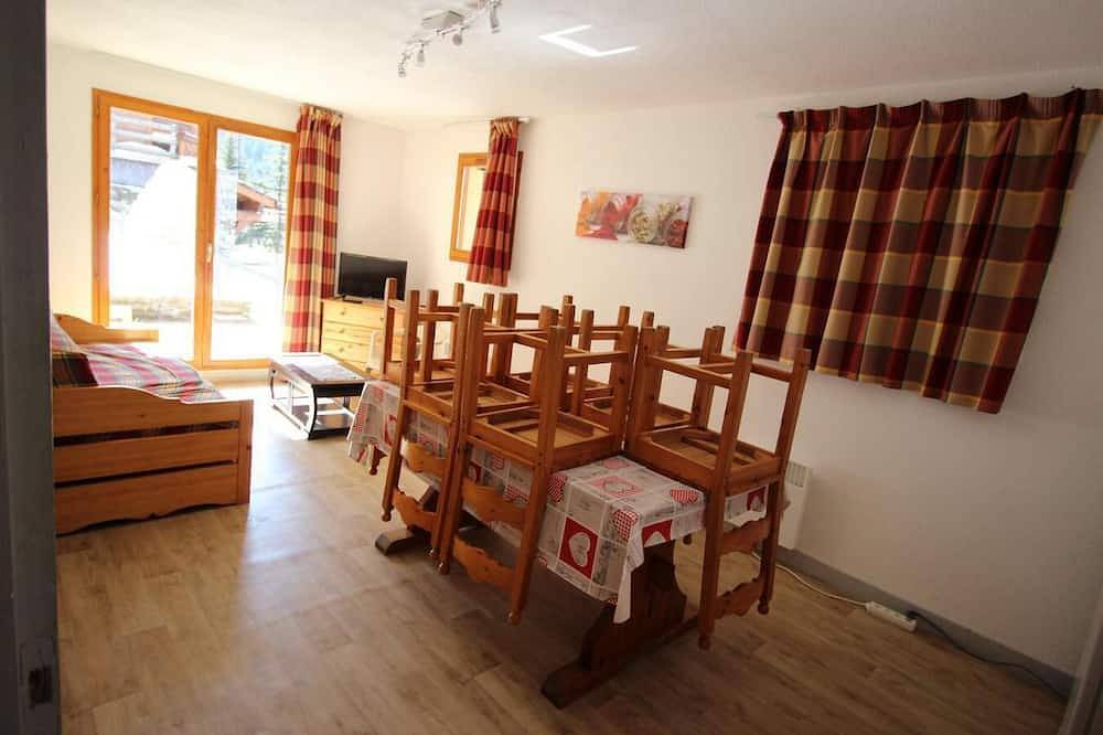 Ganze Wohnung, Bis 300m skipiste, Etage -1, blick berg, fernseher, schließfach für die skier, 49m², Valfréjus in Valfréjus, Modane