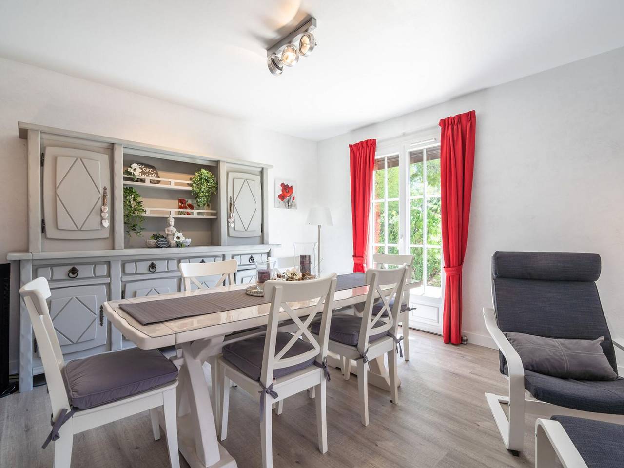 Beautiful villa in Roquebrun with private pool in Roquebrun, Béziers und Umgebung