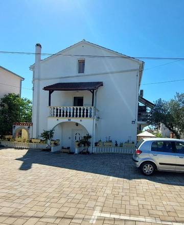 Maison d’hôte pour 3 personnes, avec jardin et balcon dans Région de Zadar