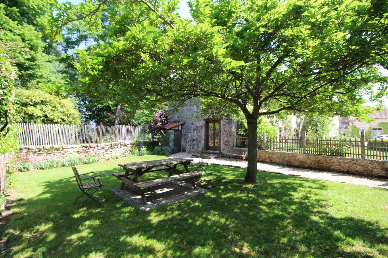 Le Masbareau, Gîte le Vieux Domaine in Royères, Región de Limoges