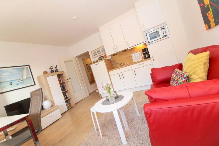 Ferienwohnung für 2 Personen, mit Balkon in Norddeich - 2