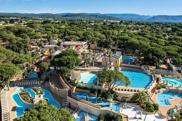 Camping pour 8 personnes à Le Muy