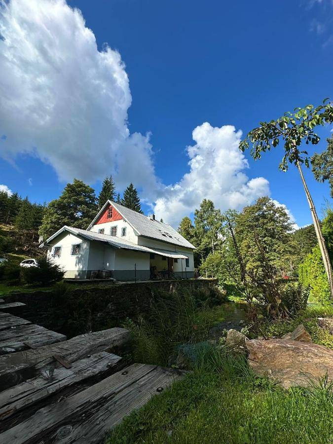 Holiday Home in Bozi Dar, Karlsbad Regio