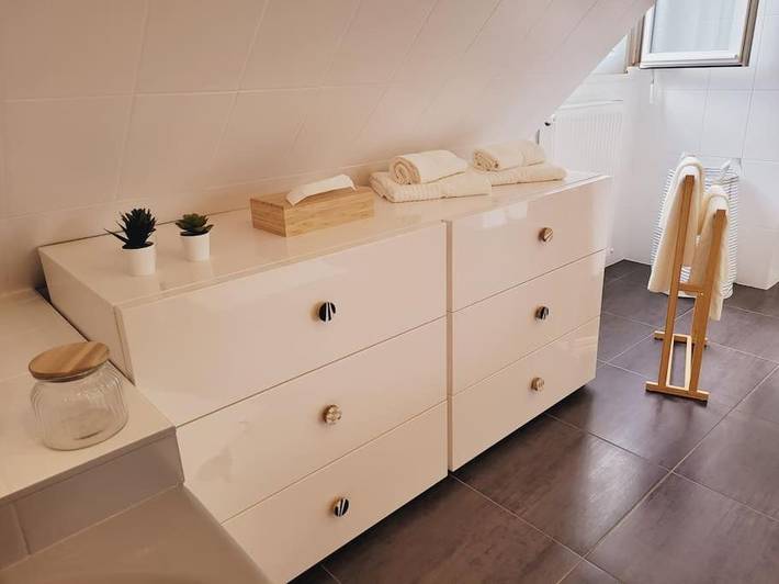 Location de vacances pour 10 personnes, avec jardin ainsi que vue et piscine à La Chapelle-sur-Erdre - 2