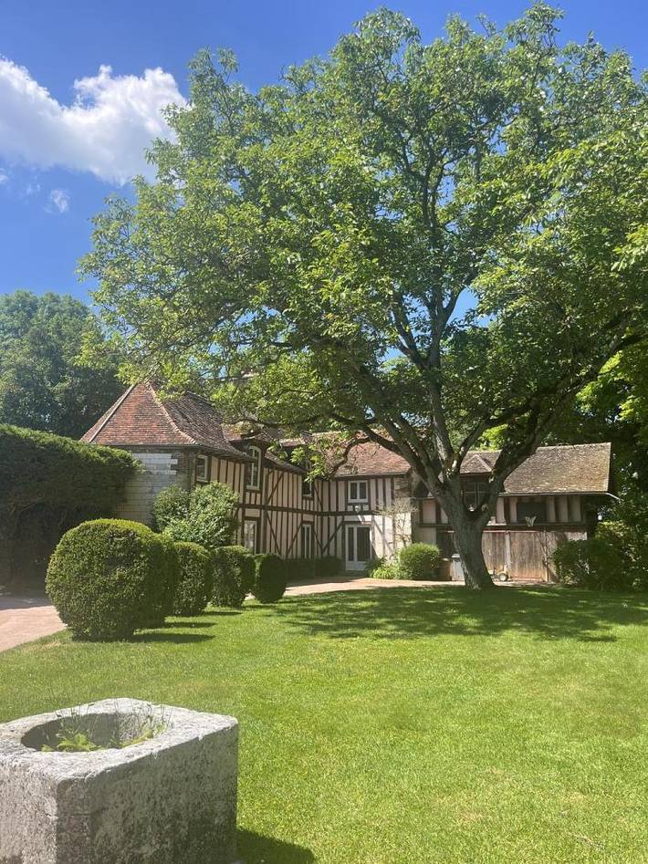 Gîte pour 5 personnes, avec Terrasse ainsi que Jardin et Piscine