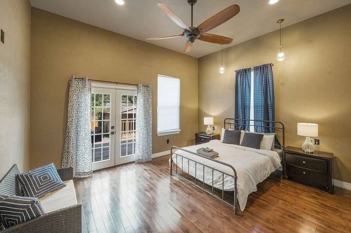 Location de vacances pour 8 personnes, avec terrasse à Waco - 3