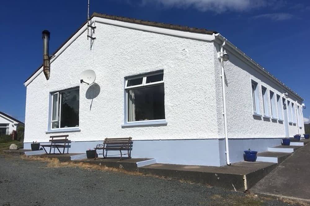 Beach House for 6 People in Irish Ulster