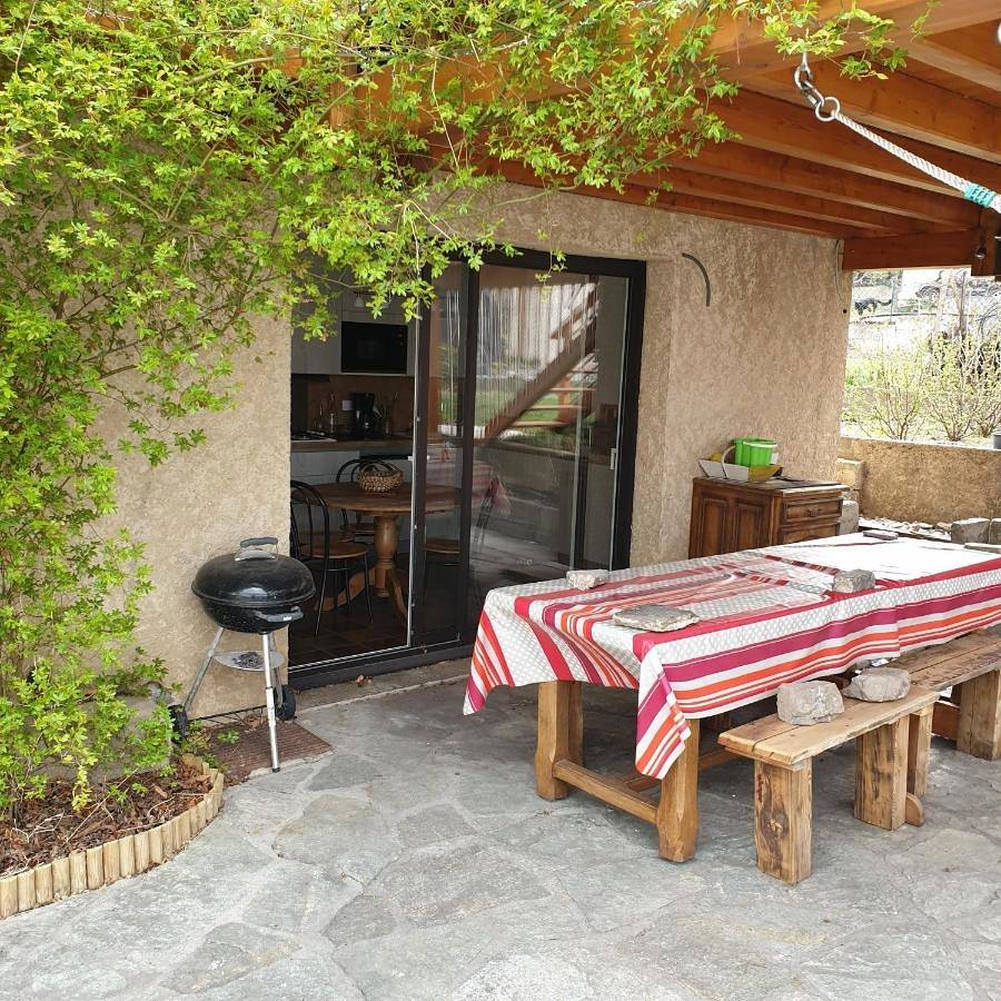 Appartement entier, Oustal in Savines-le-Lac, Parc national des Écrins
