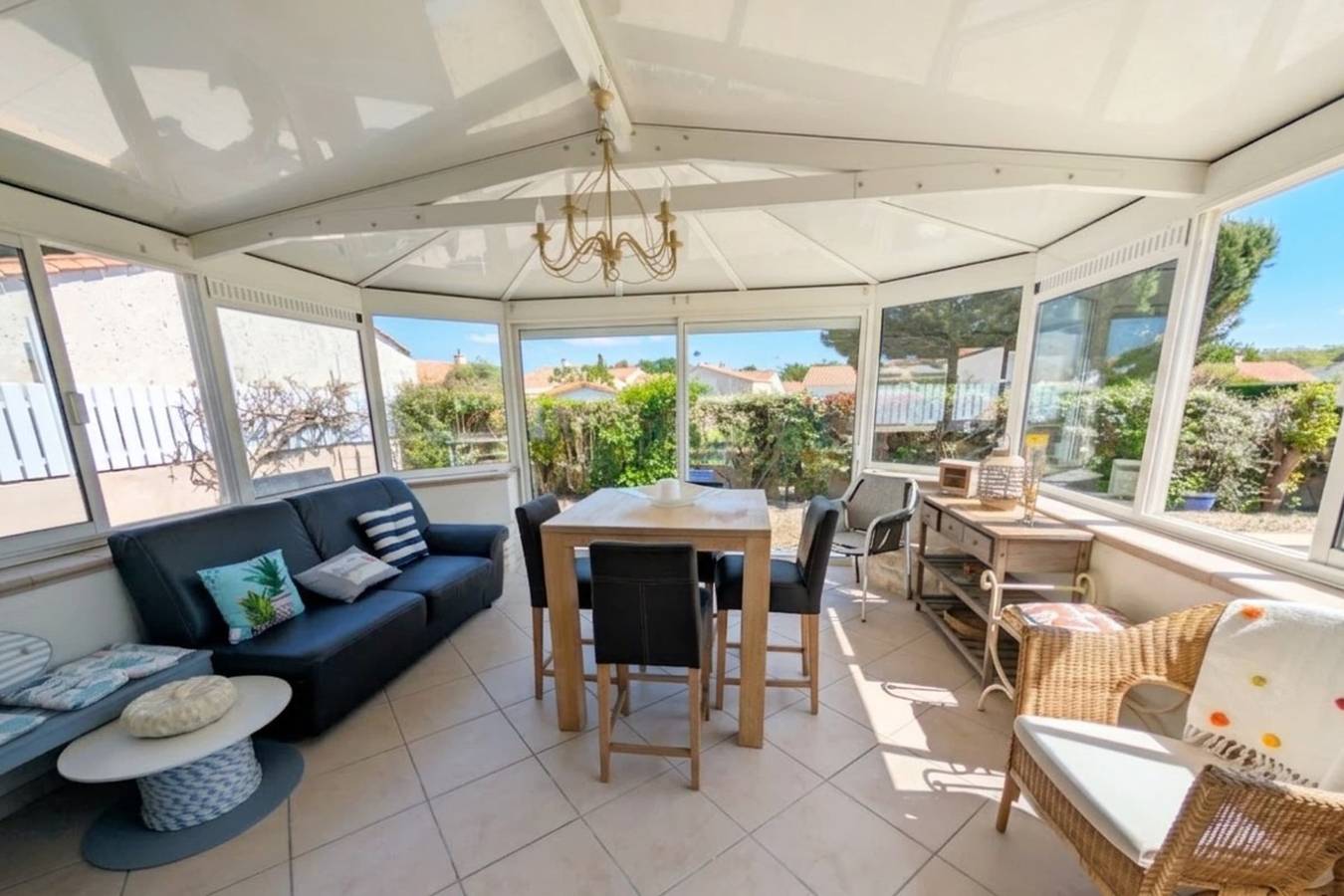 Spacious home near the sea and Clemenceau in Saint-Vincent-sur-Jard, Vandea