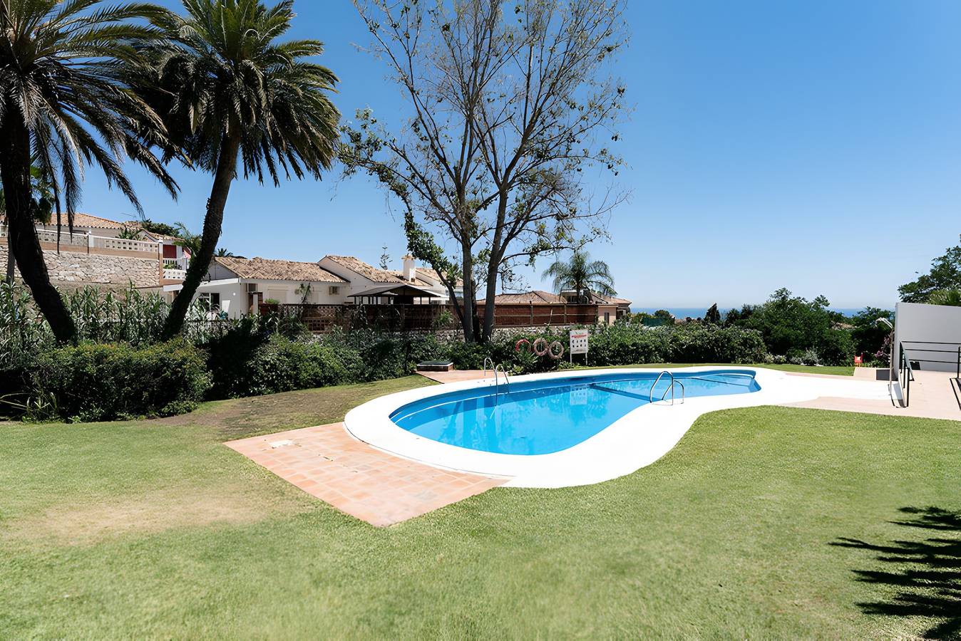 Ferienhaus 'Lavanda' mit Meerblick, Wlan und Klimaanlage in Torremar, Malaga