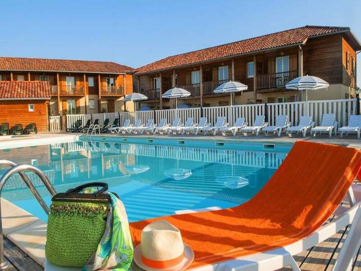 Appartement de vacances pour 8 personnes, avec piscine, animaux acceptés