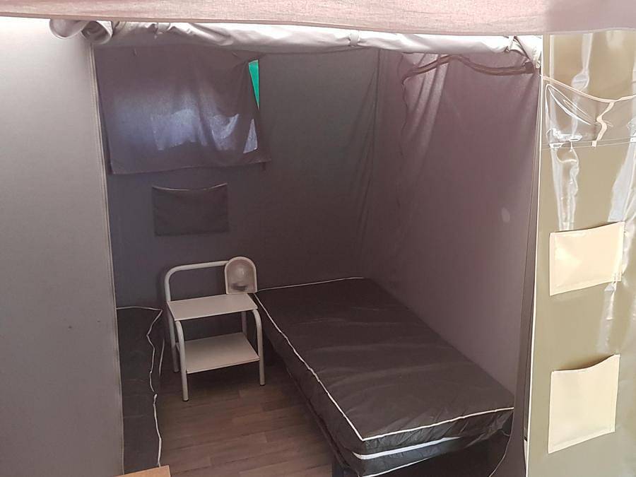 Camping Le Roc de Lavandre - Bungalowzelt 4 personen - 20 m2 ohne Sanitäranlagen in Saint-Félix-de-Reillac-et-Mortemart, Périgord Noir