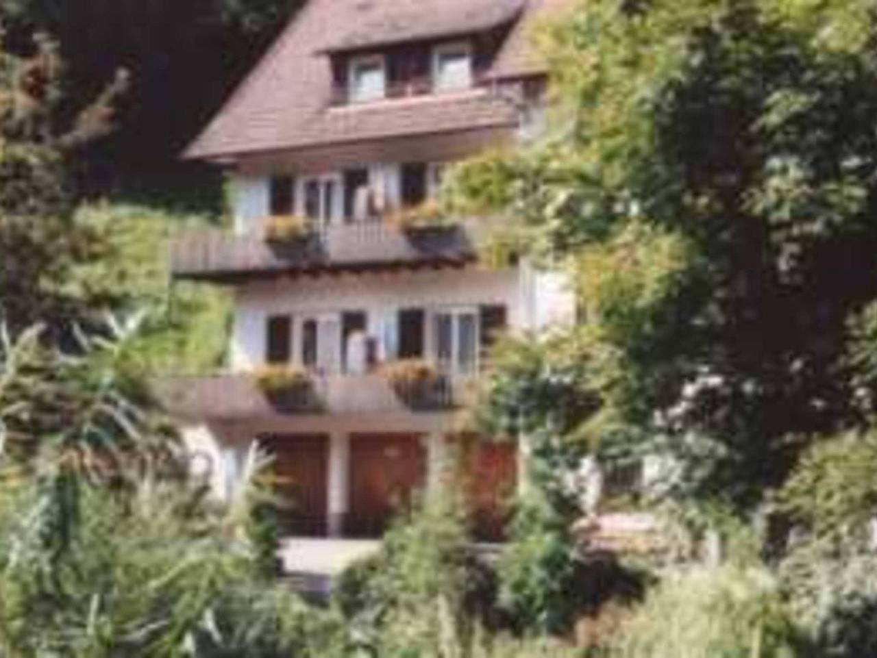 Adieu Alltag: Pension Oesterle im Schwarzwald - Einzelzimmer 1 in Schönmünzach, Baiersbronn