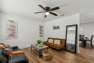Vacation Rental for 10 Guests in Little Rock, Arkansas, Picture 2