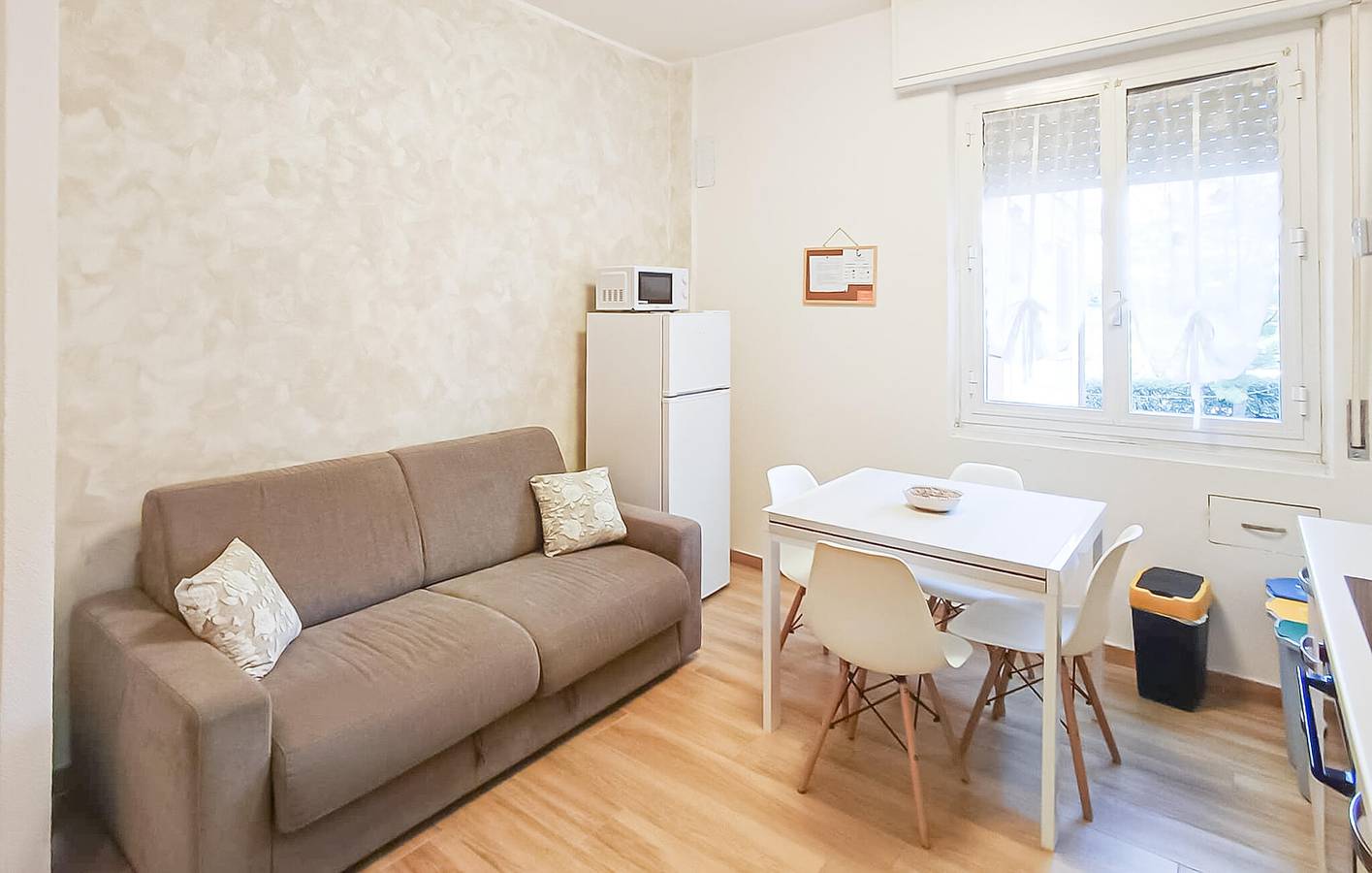 Appartement de vacances entier, Appartement confortable avec Wi-Fi et cuisine, à 1,5 km du bord de mer et du centre-ville in La Spezia (Ville), La Spezia