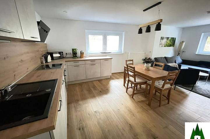 Ferienwohnung für 4 Personen, mit Terrasse und Garten in Neunkirchen