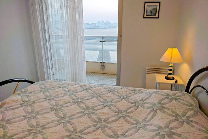 Gîte pour 4 personnes, avec balcon dans Prieure Saint Nicolas Les Sables D Olonne - 3