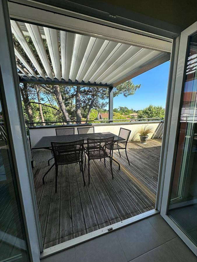 Gîte pour 3 personnes, avec terrasse dans Plage du Mauret - 2