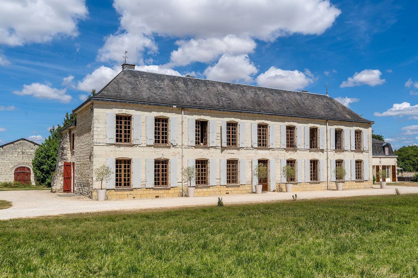 Villa pour 12 personnes avec piscine in Prinçay, Vienne (France)