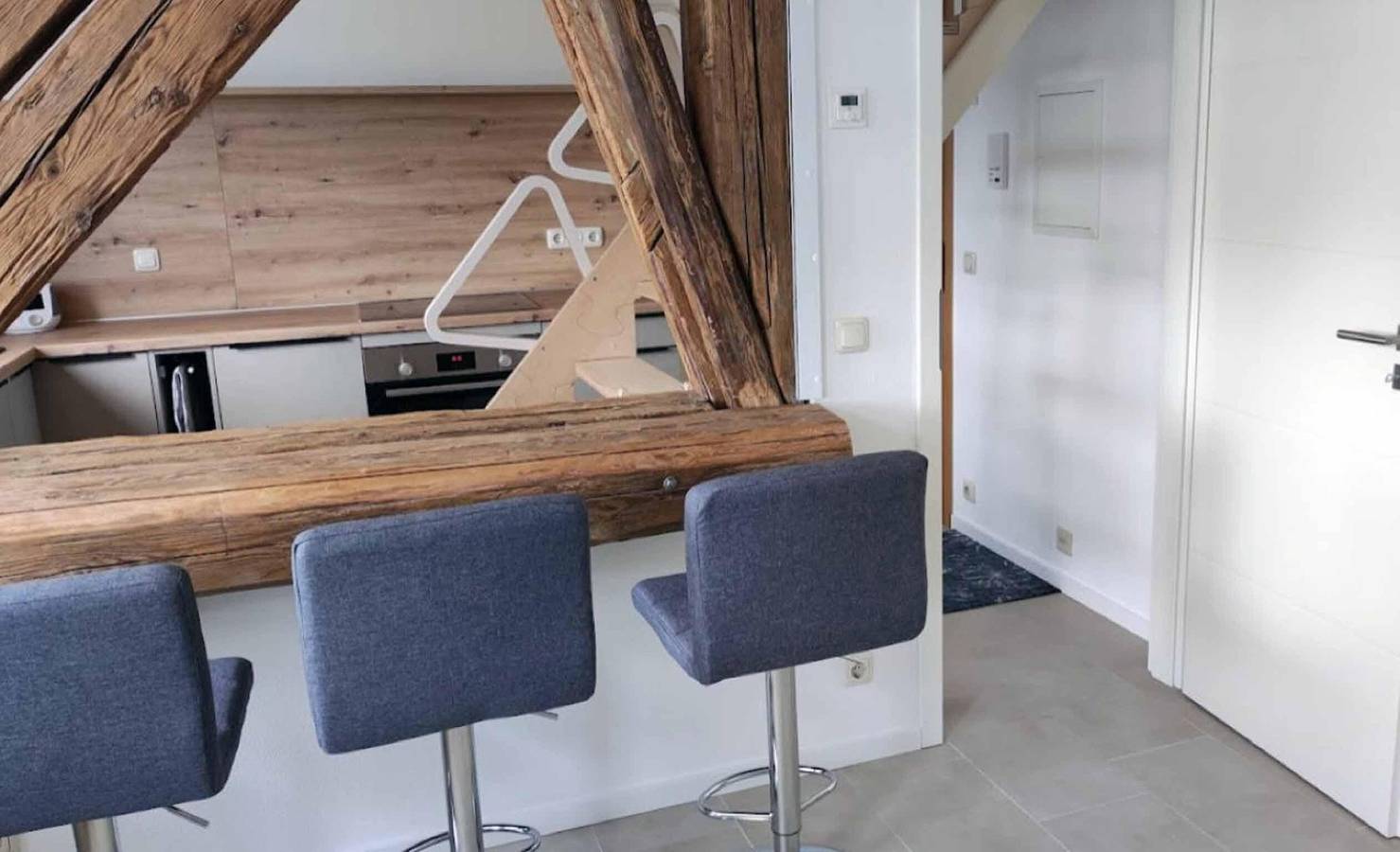 Entire apartment, Apartment 'Ferienwohnung Auszeit' with Shared Pool, Shared Terrace and Wi-Fi in Klipphausen, Region Meissen