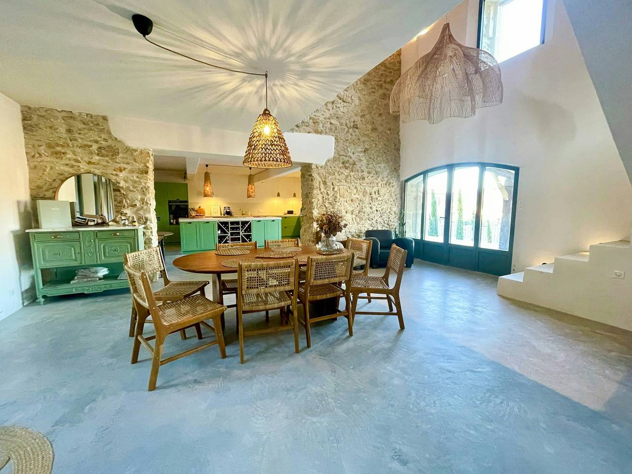 Steinhaus mit Pool zwischen Uzès und Avignon in Tresques, Nimes und Umgebung