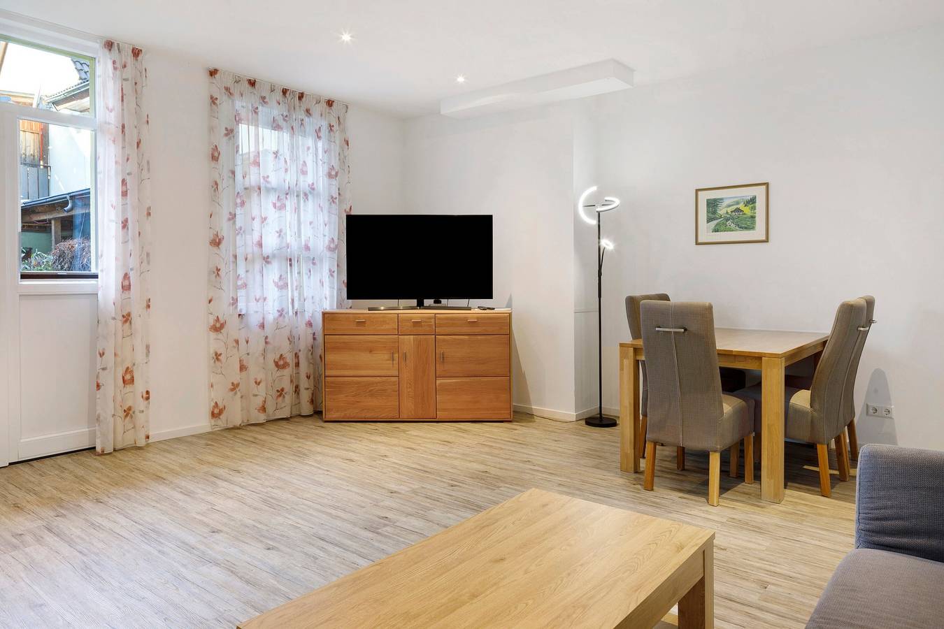 Appartamento intero, Appartamento '7, 60mq' con terrazza condivisa, balcone e Wi-Fi in Kappel (Freiburg), Friburgo