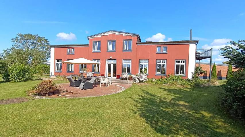 Ferienwohnung für 4 Personen, mit Garten und Pool, mit Haustier