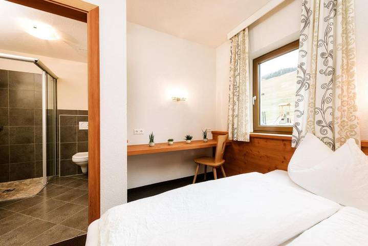 Ferienwohnung für 4 Personen, mit Sauna und Ausblick sowie Garten, mit Haustier in Serfaus - 3