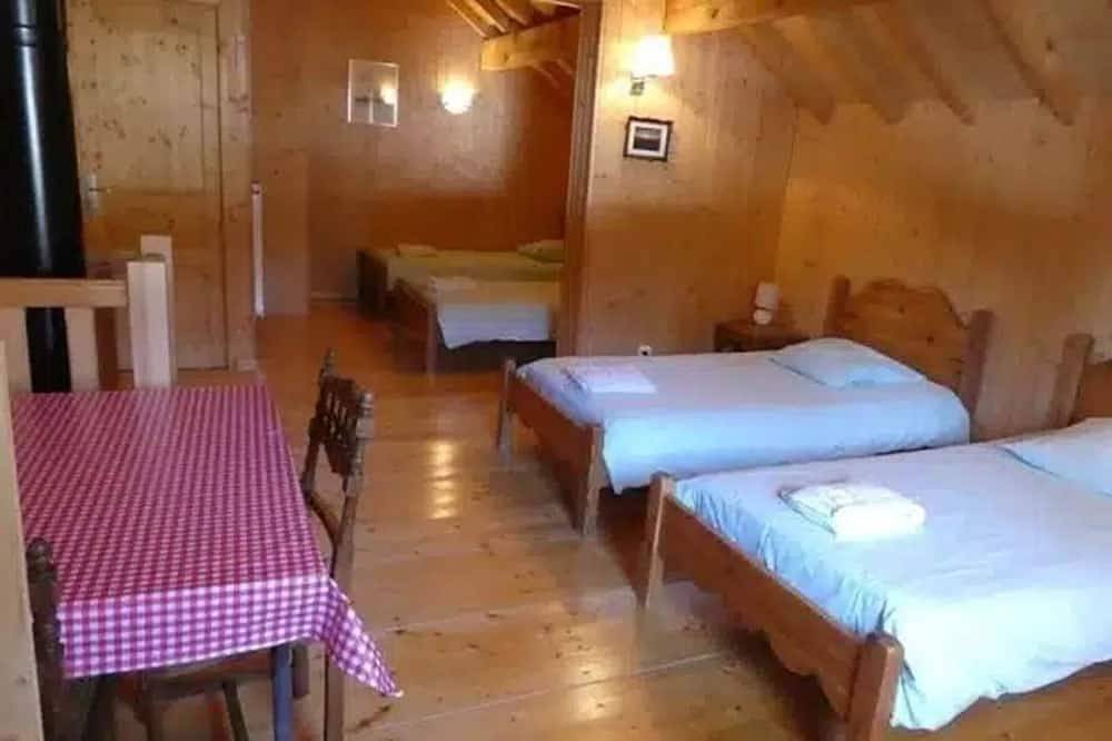 Epervière Gite meublé de vacances avec sauna in Mouthe-Lac et Mont d’Or, Parc naturel régional du Haut-Jura