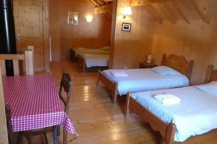 Epervière Furnished holiday cottage with sauna in Mouthe-Lac et Mont d’Or, Regionaler Naturpark Hochjura