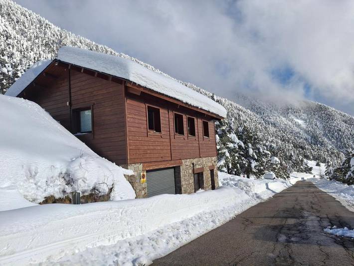 Apartamento de vacaciones para 7 personas, con Terraza además de Jardín y Vistas en Ripollès - 3