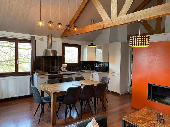 Location de vacances pour 8 personnes, avec jardin et vue, adapté aux familles à Rochehaut - 4